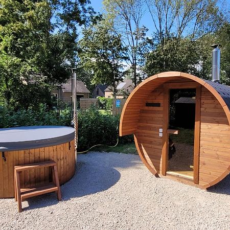 Evergreen Wellness Met Sauna & Hottub Ewijk Esterno foto