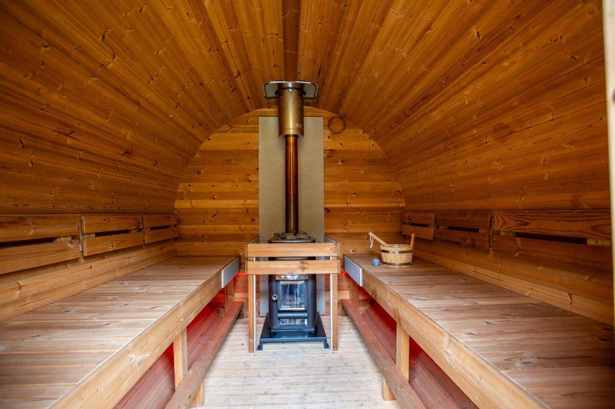 Evergreen Wellness Met Sauna & Hottub Ewijk Esterno foto