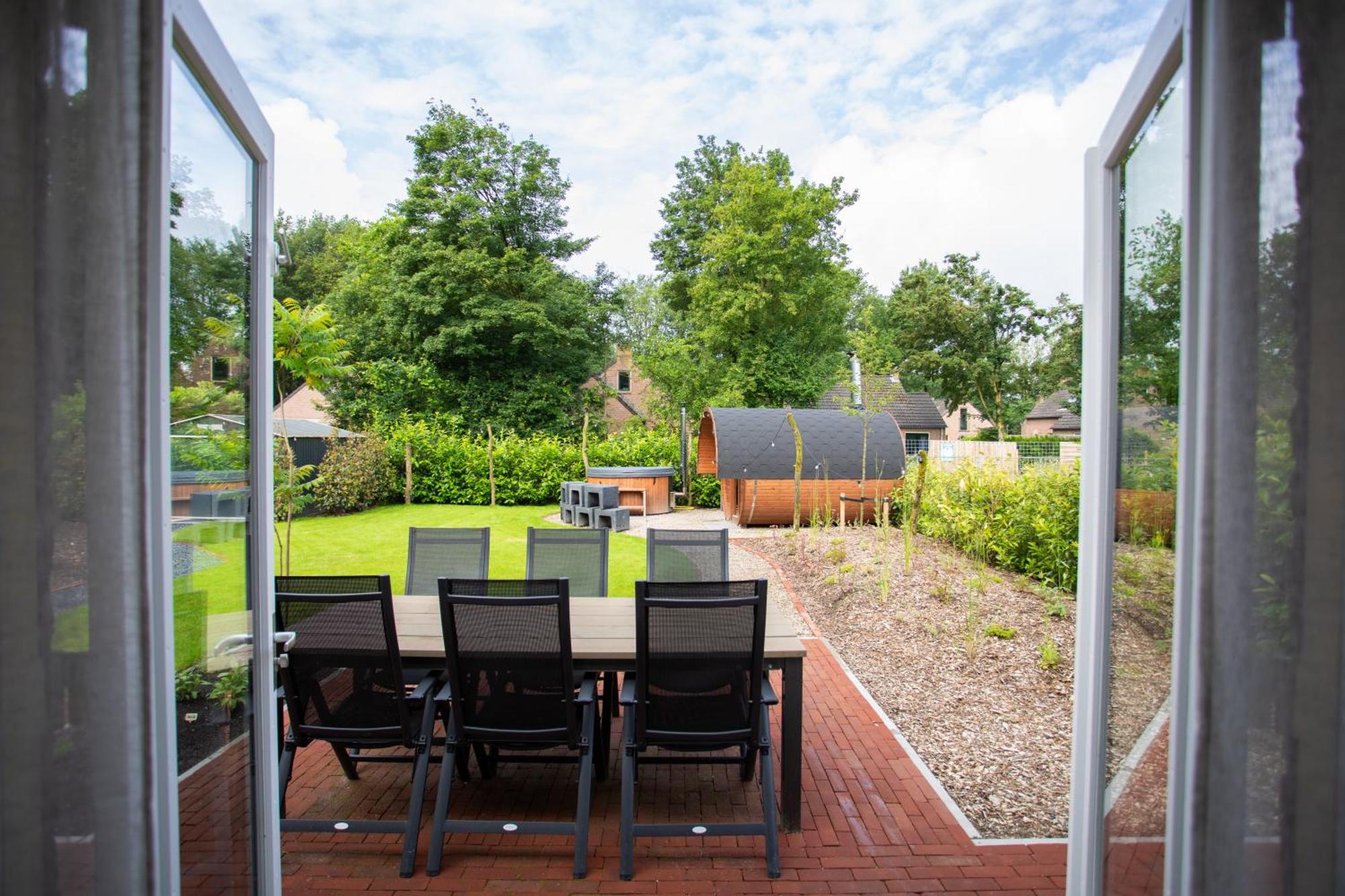 Evergreen Wellness Met Sauna & Hottub Ewijk Esterno foto