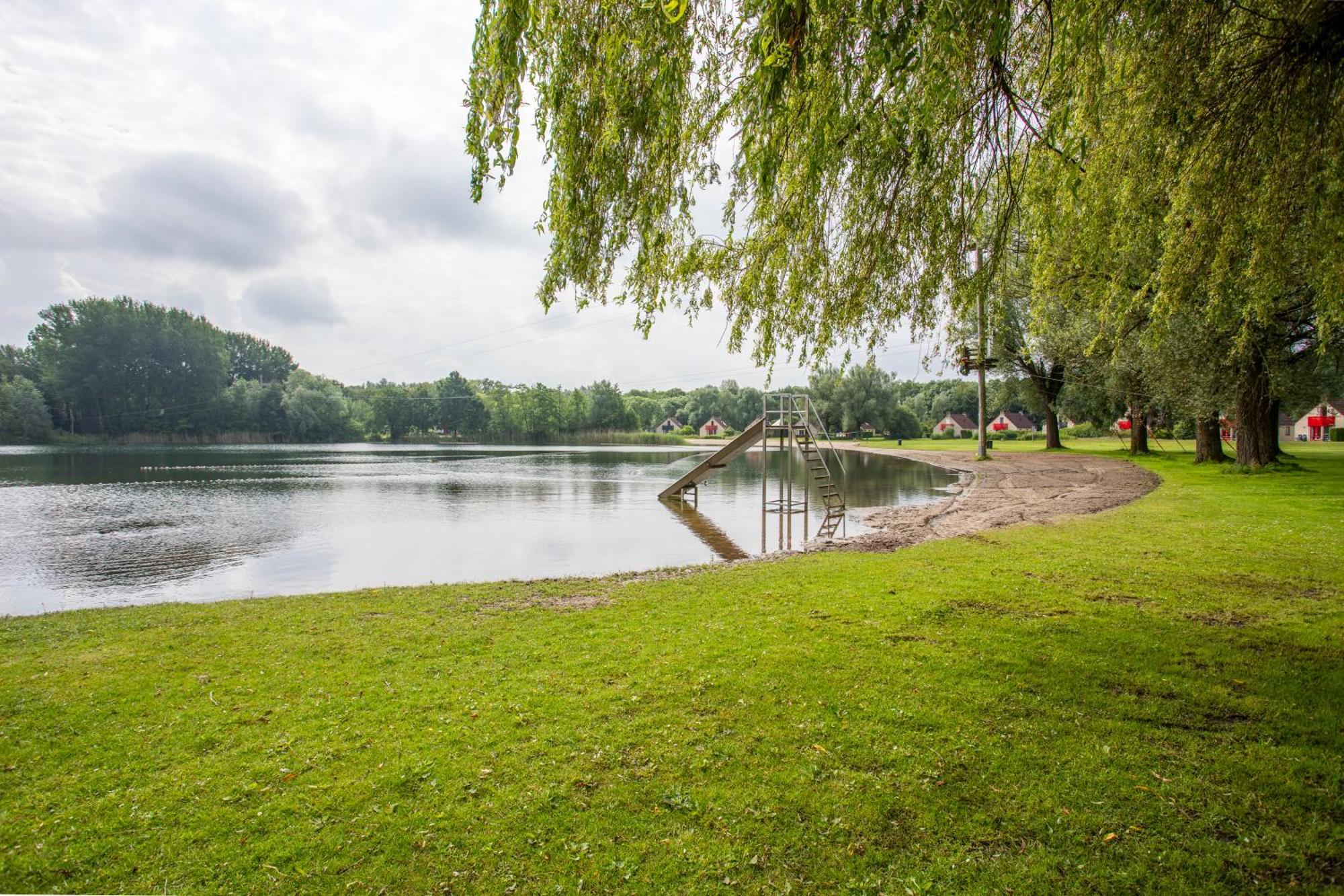 Evergreen Wellness Met Sauna & Hottub Ewijk Esterno foto