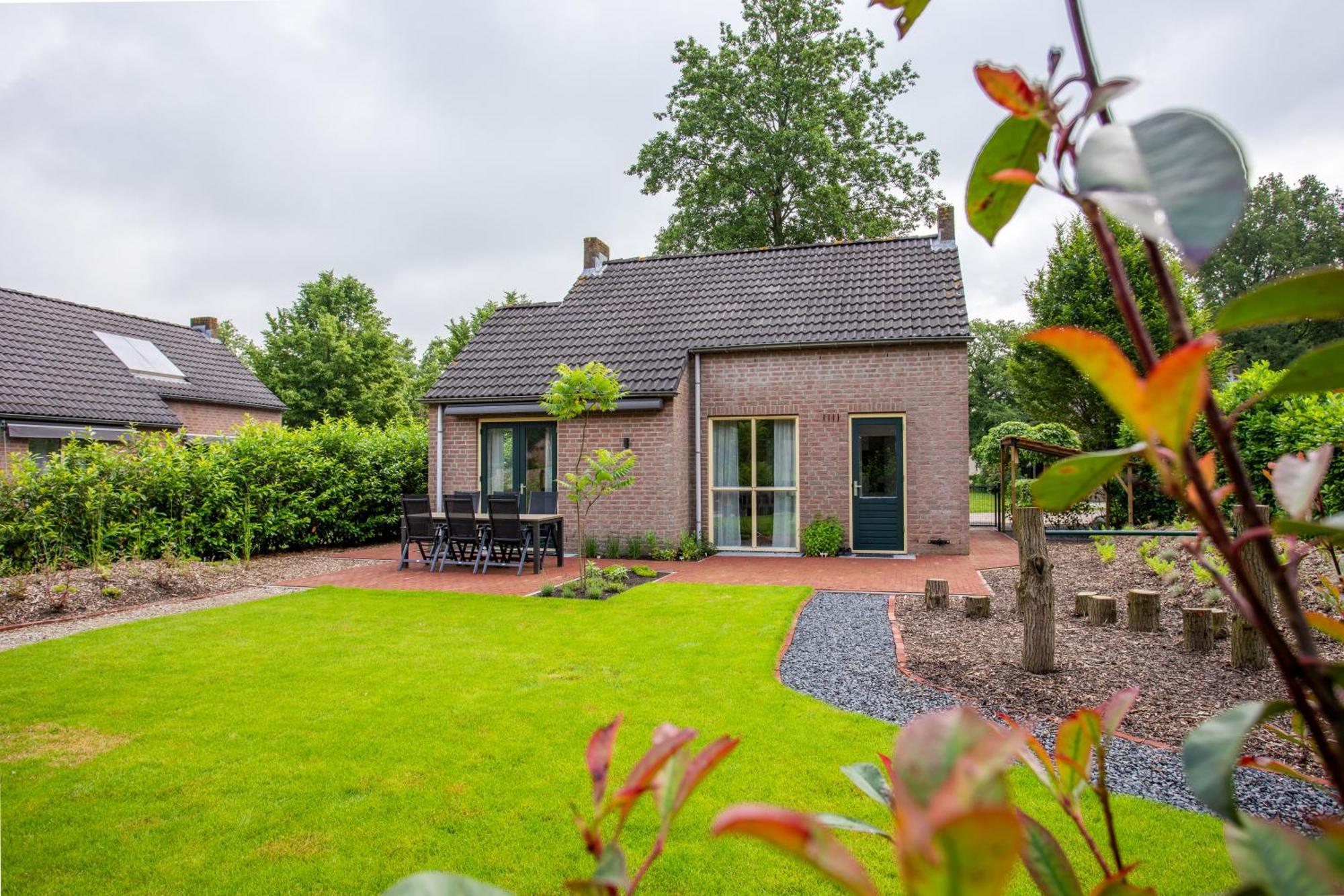 Evergreen Wellness Met Sauna & Hottub Ewijk Esterno foto