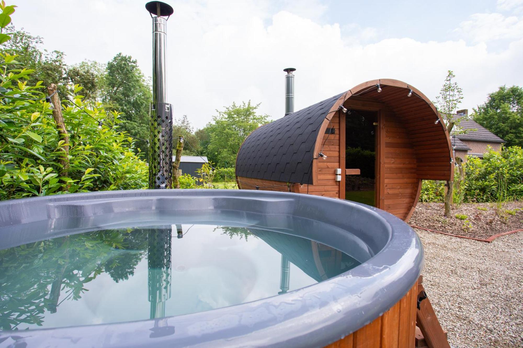 Evergreen Wellness Met Sauna & Hottub Ewijk Esterno foto